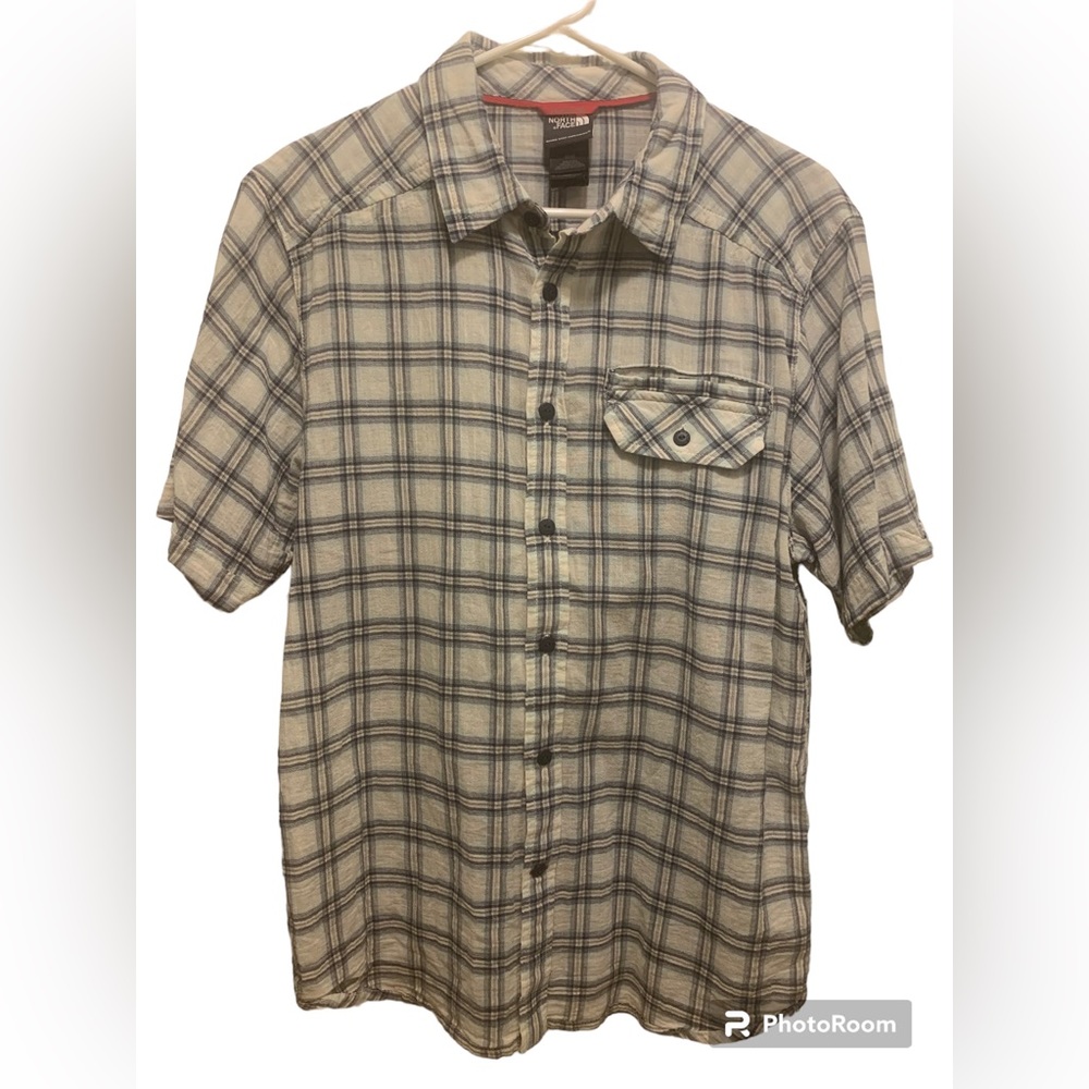 North Face Plaid Short Sleeve Button Up Shirt